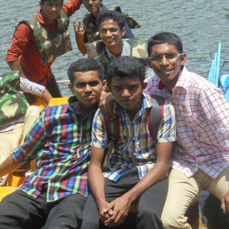 Picnic-Mangalore-boat-VfpOqu