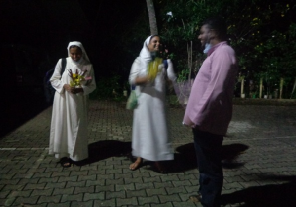 Visit of Trinitarian Sisters